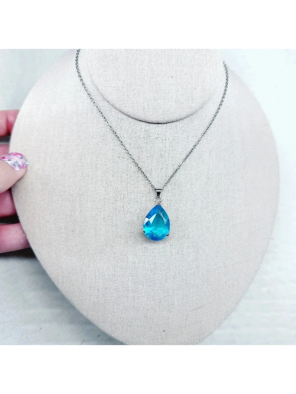 5341mc. Blue Dainty Necklace Bling